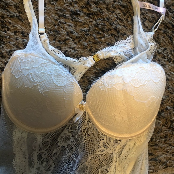 Lacy teddy - Picture 2 of 8